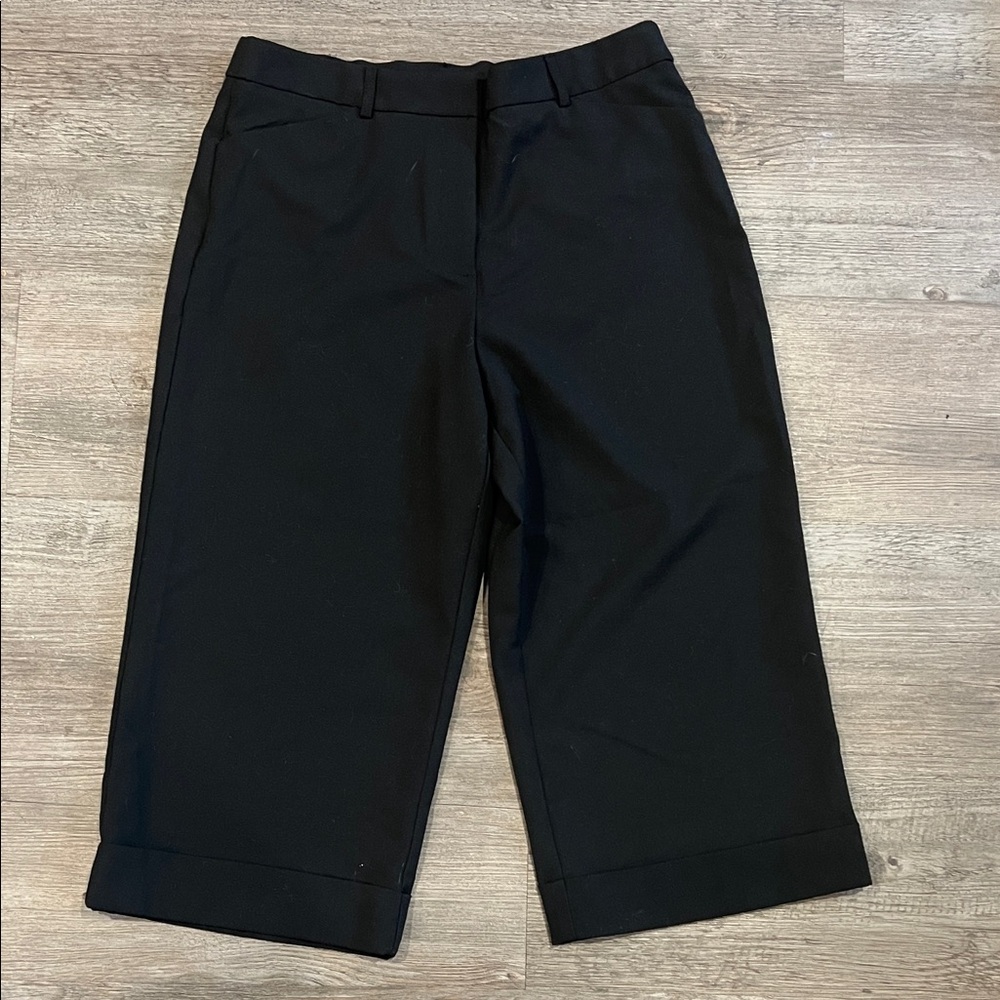 Counterparts women Black Capri Pants with Pockets size 12